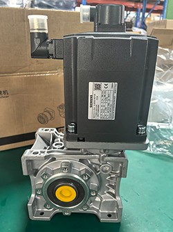 伺服蝸輪蝸桿減速機(jī)，蝸輪減速機(jī)，蝸桿減速機(jī)，減速機(jī)廠家，艾思捷減速機(jī)廠家3.jpg